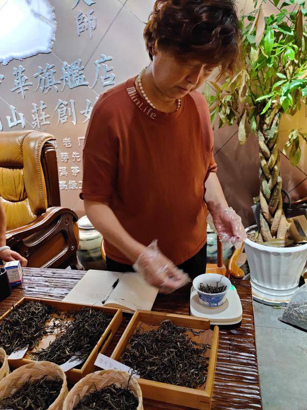 普洱茶制茶大师郭少华女士：怀感恩之心 以初心传承经典